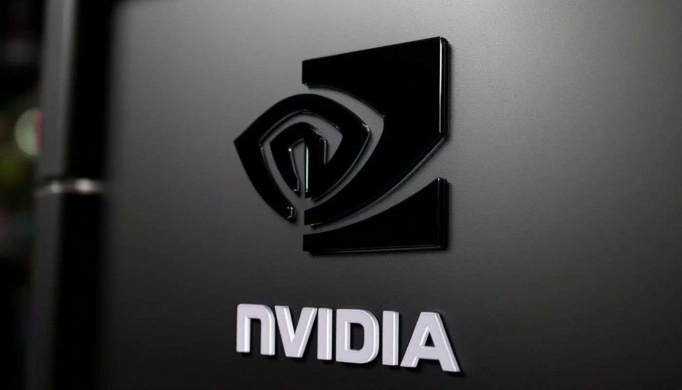 Nvidia übersteigt 4 Billionen an der Börse: Wie kann man in die Aktie investieren und handeln?